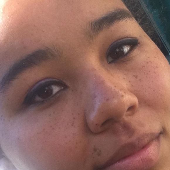 Meet your Posher, Whitney - Picture 1 of 1